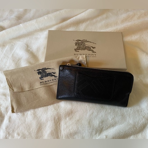Burberry Black Leather Brit Lexi Wallet - Picture 2 of 7